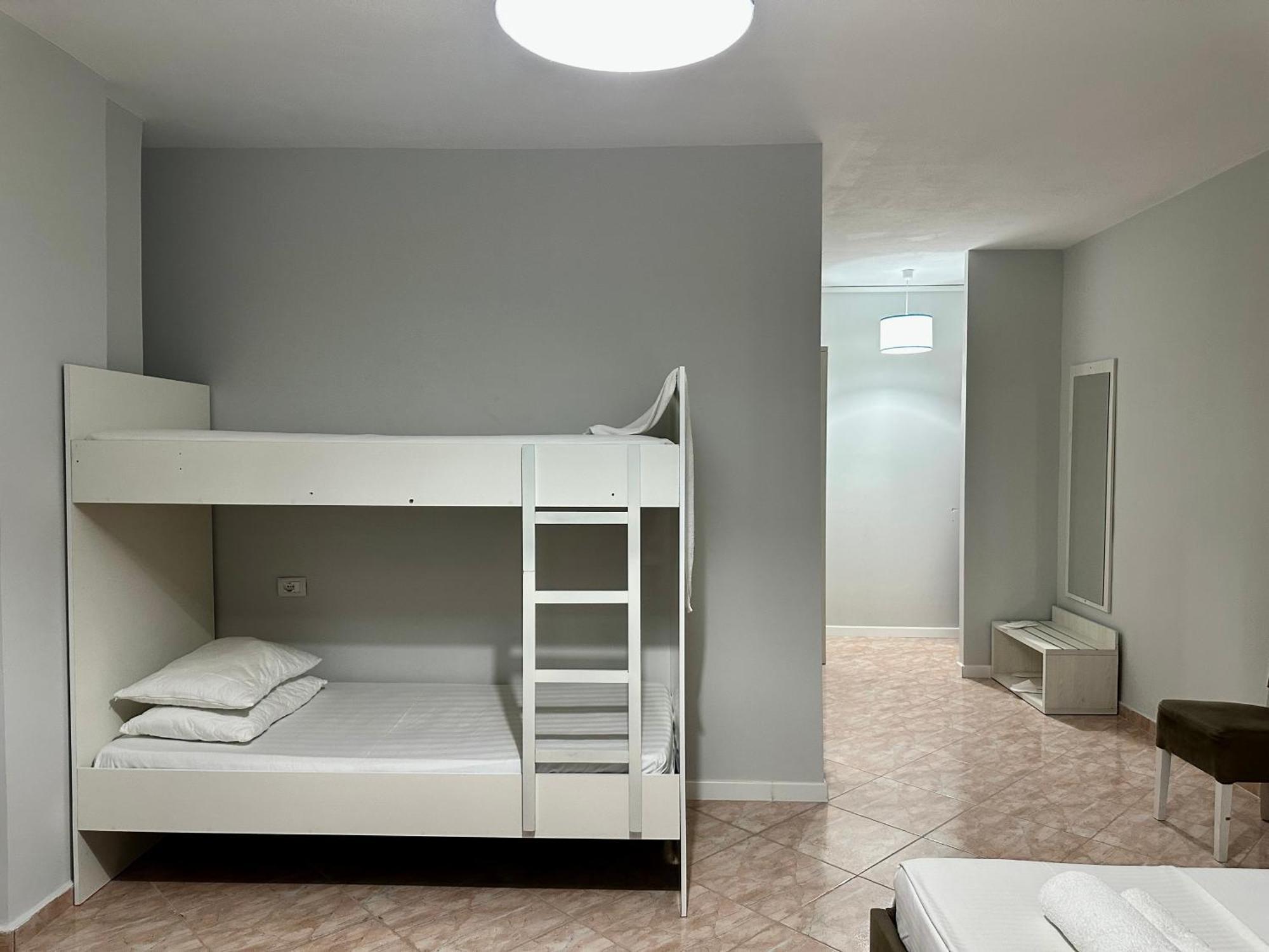Hotel Amaia & Restaurant Sarandë